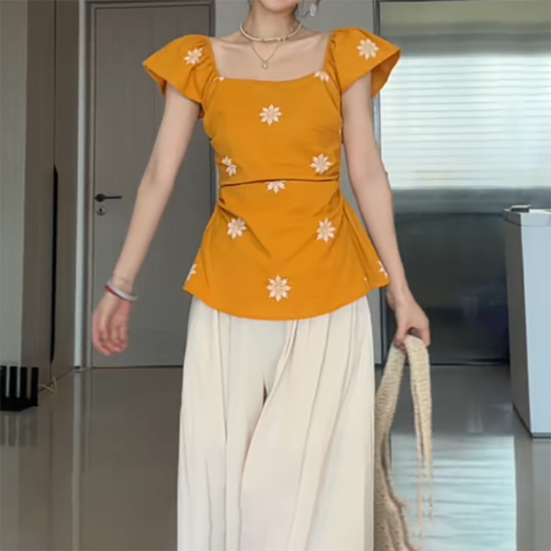 大码法式气质方领小飞袖衬衫女夏季微胖MM设计感收腰绝美小衫上衣