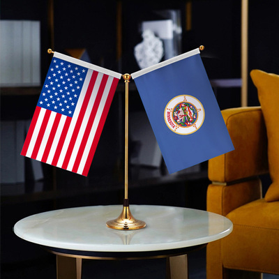 Minnesota明尼苏达州美国国旗Y型双杆钛金旗架办公会议室高档桌旗