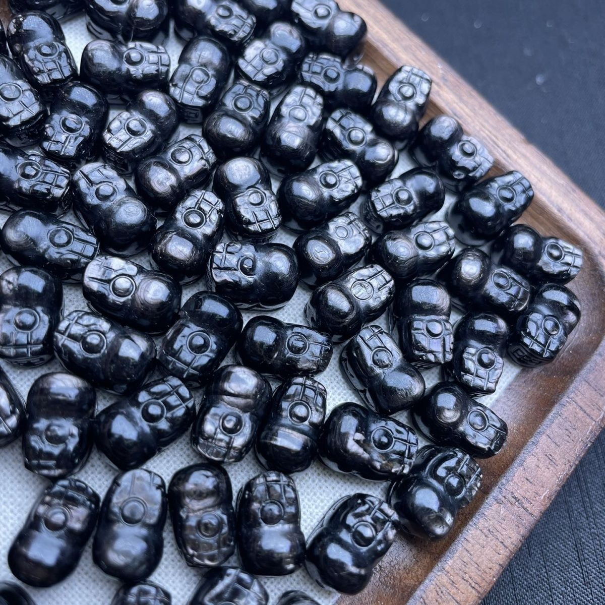 天然埃及金运石雕刻小貔貅吊坠手链项链配件diy手工编织材料配饰图片