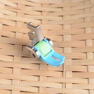 家用缝纫机塑料滚轮压脚蝴蝶飞人牌老式脚踏缝纫机配件厚薄通用