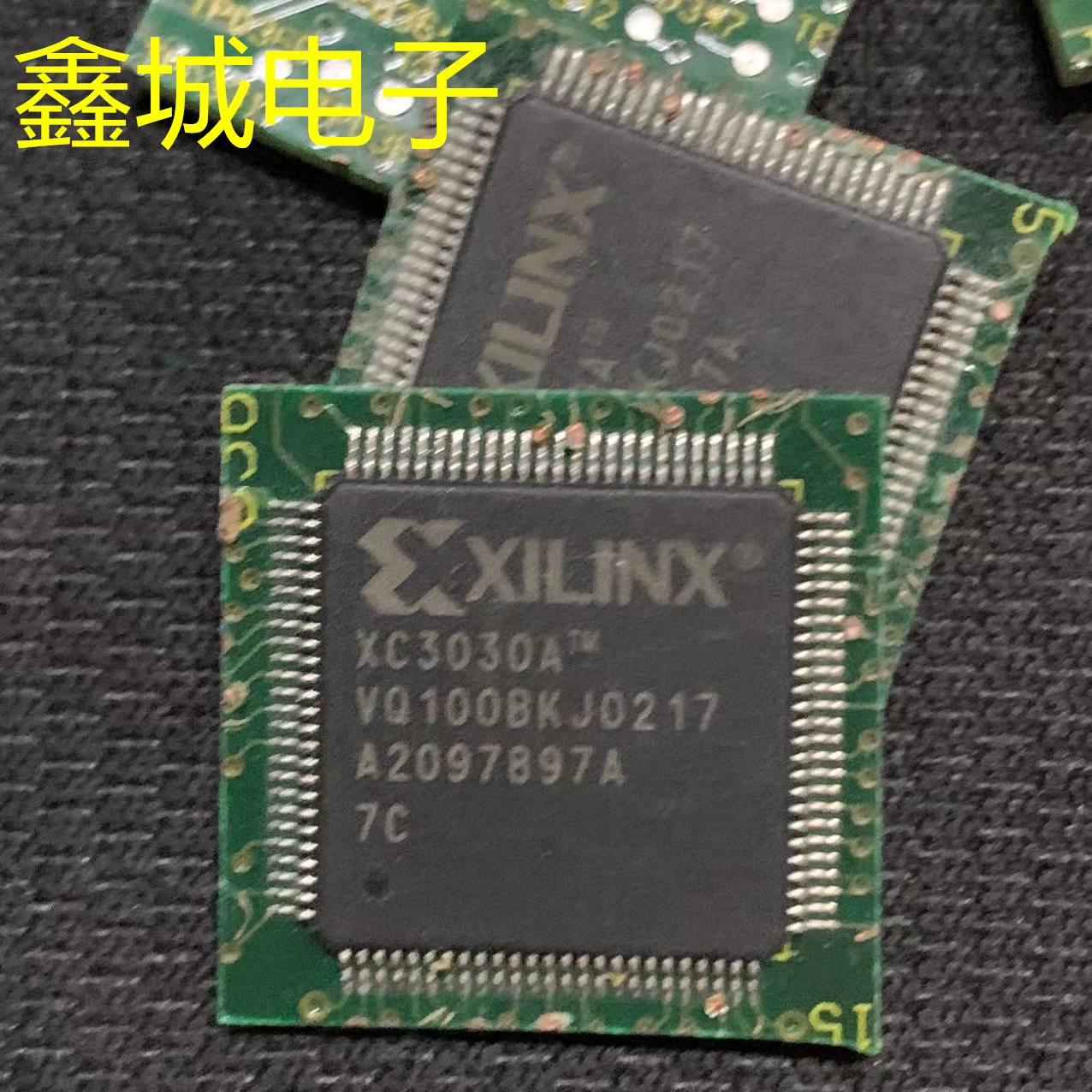 XC3030A-VQ100拆机带板 现货库存 价格以咨询为准