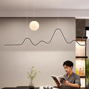 餐厅吊灯奶油风餐桌吧台现代简约中古风创意山月长条饭厅餐厅灯具