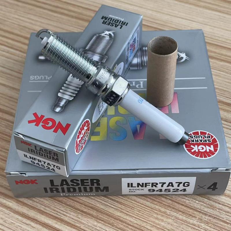 NGK铱铂金火花塞94524凯迪拉克