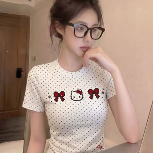 波点满印kitty猫咪正肩短袖t恤女夏季新款小个子修身显瘦刺绣上衣