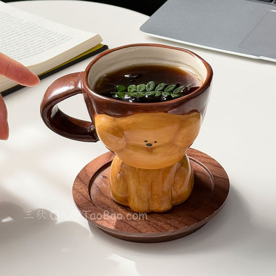 浮雕趣萌棕狗狗高脚陶瓷马克杯子