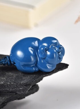 蓝色木雕猪吊坠挂件实木十二生肖木头猪吉祥物挂件木质装饰工艺品