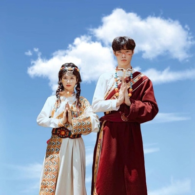 出租少数民族服装藏族薄款男女藏袍草原旅游拍照写真舞蹈演出服装