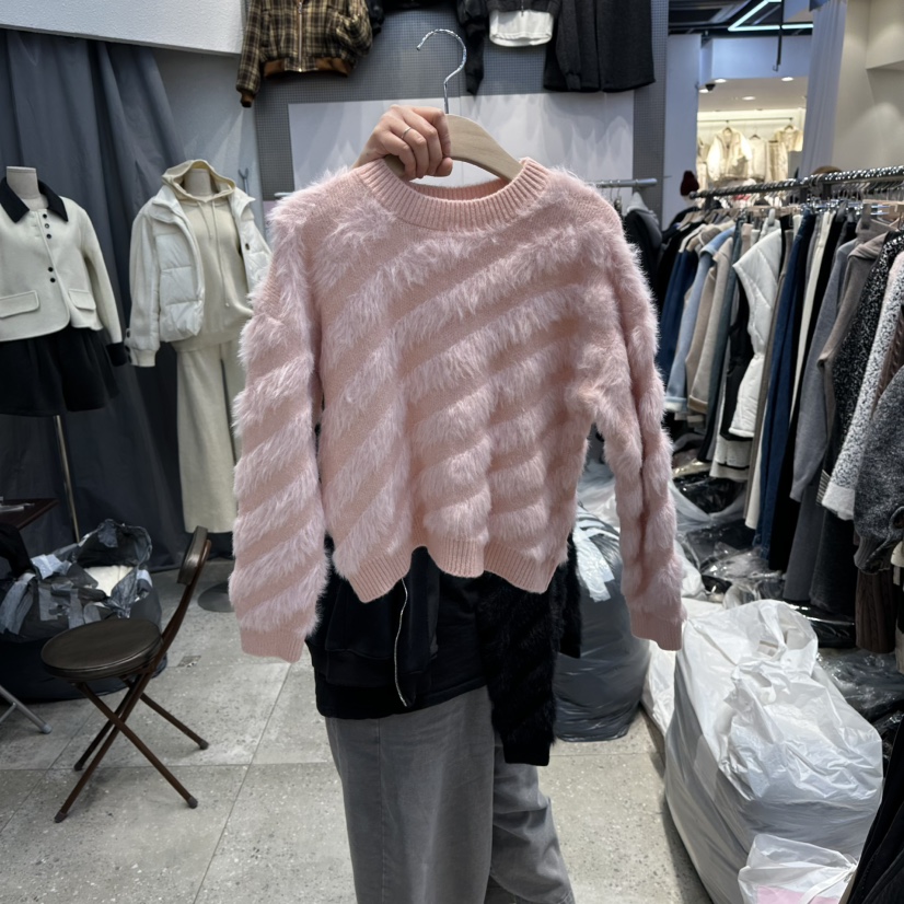 BLOOM韩国正品代购2025温柔风马海毛针织衫女冬加厚保暖上衣