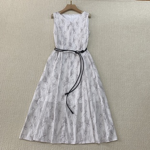 Laure 新款 淡雅花朵印花全棉宽松连衣裙薄款 配腰带 2025年夏季