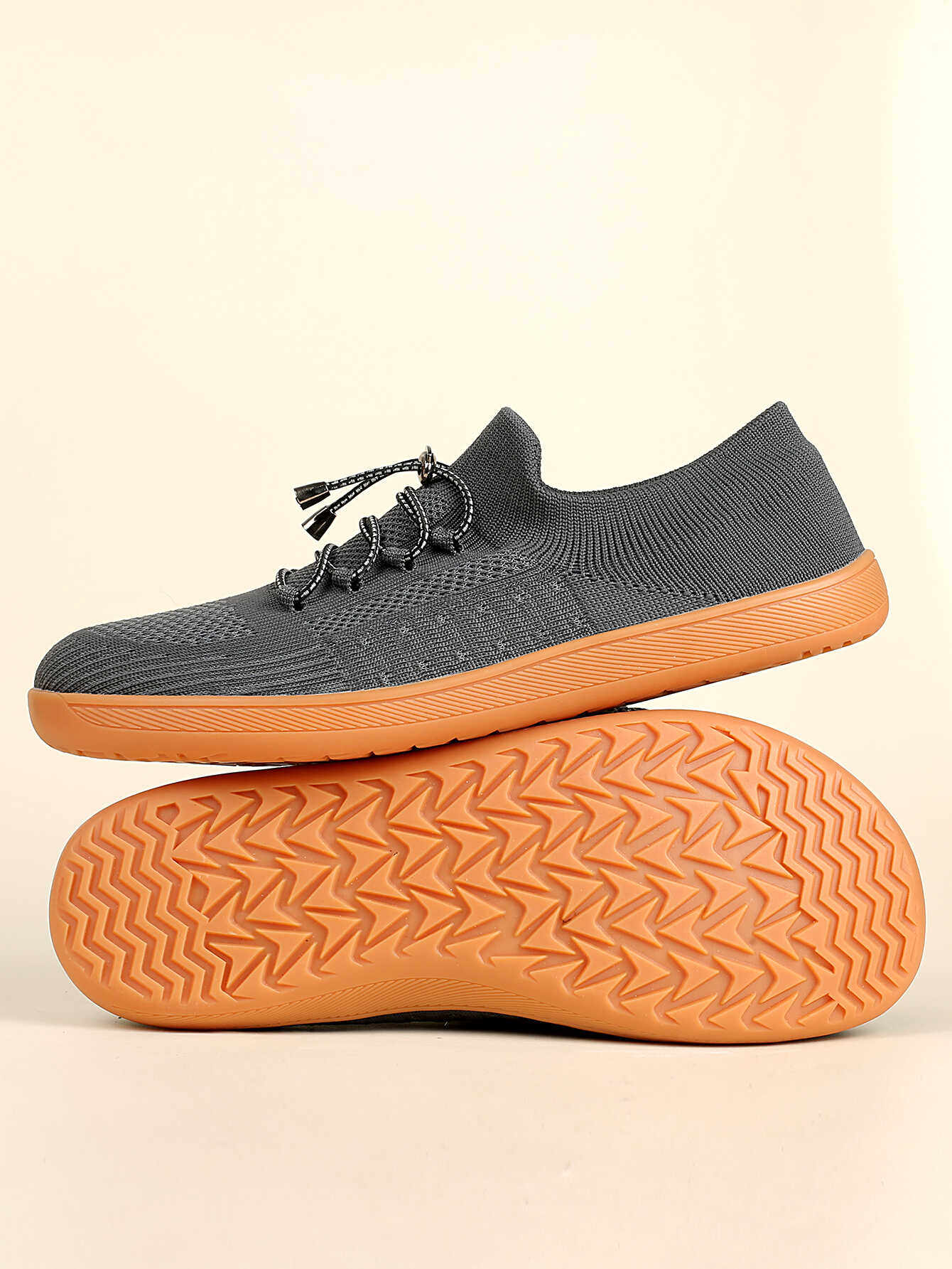 4e宽楦室内健身鞋女外贸尾货零落差赤足运动鞋宽头男士综合训练鞋