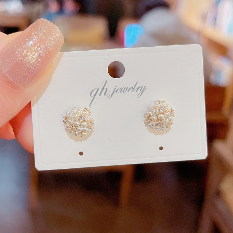 s925银针精致时尚小巧米粒珍珠球球耳钉女气质甜美百搭小巧耳环女