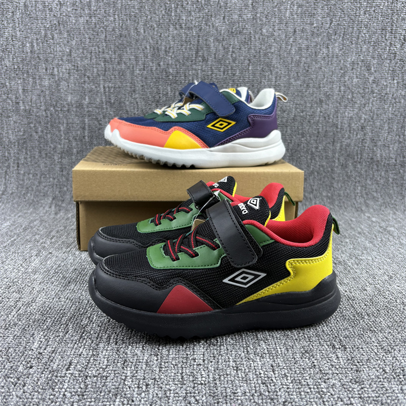 男女童网面透气魔术贴跑步运动鞋