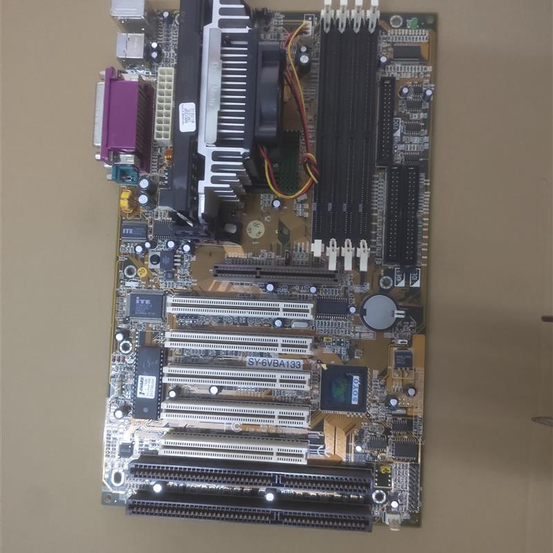 SY-6VBA133主板5条PCI槽2条ISA槽4条内存槽送CPU包好