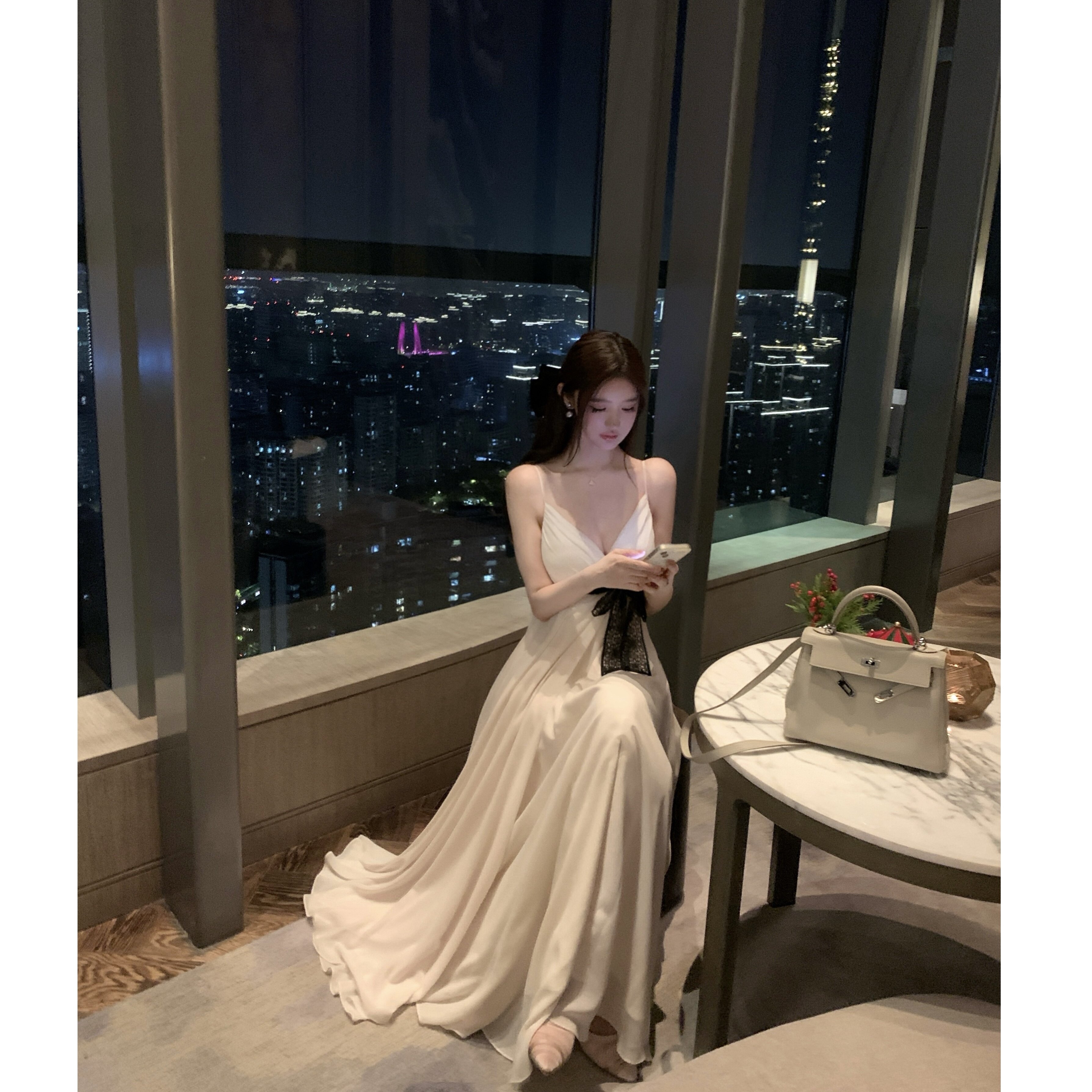 POET WONG【娇天鹅】古早女神裙 重工立体水溶蕾丝织带高级连衣裙