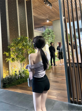 POET WONG【穿过版型zui好的短裤】弹力高腰显瘦 显腿长但不漏pp