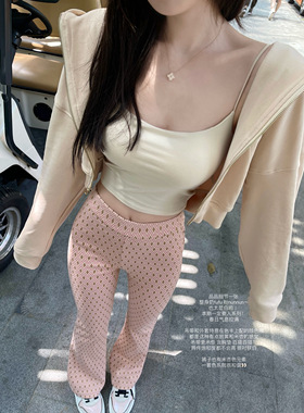 POET WONG【闭眼入系列】含胸垫吊带  领型绝绝！显瘦百搭好版型