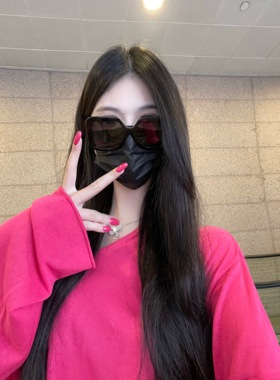 POET WONG【自在美女感】纸片人V领长袖天丝亚麻混纺宽松针织上衣