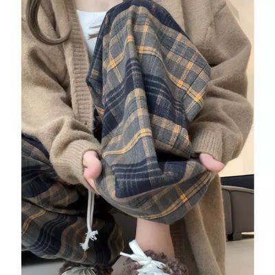 大码黄色格子裤子女秋冬季2025新款高腰垂感休闲裤显瘦复古阔腿裤