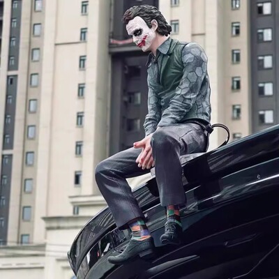 小丑车尾摆件车顶希斯莱杰坐姿公仔后备箱车载手办挂件汽车外玩偶