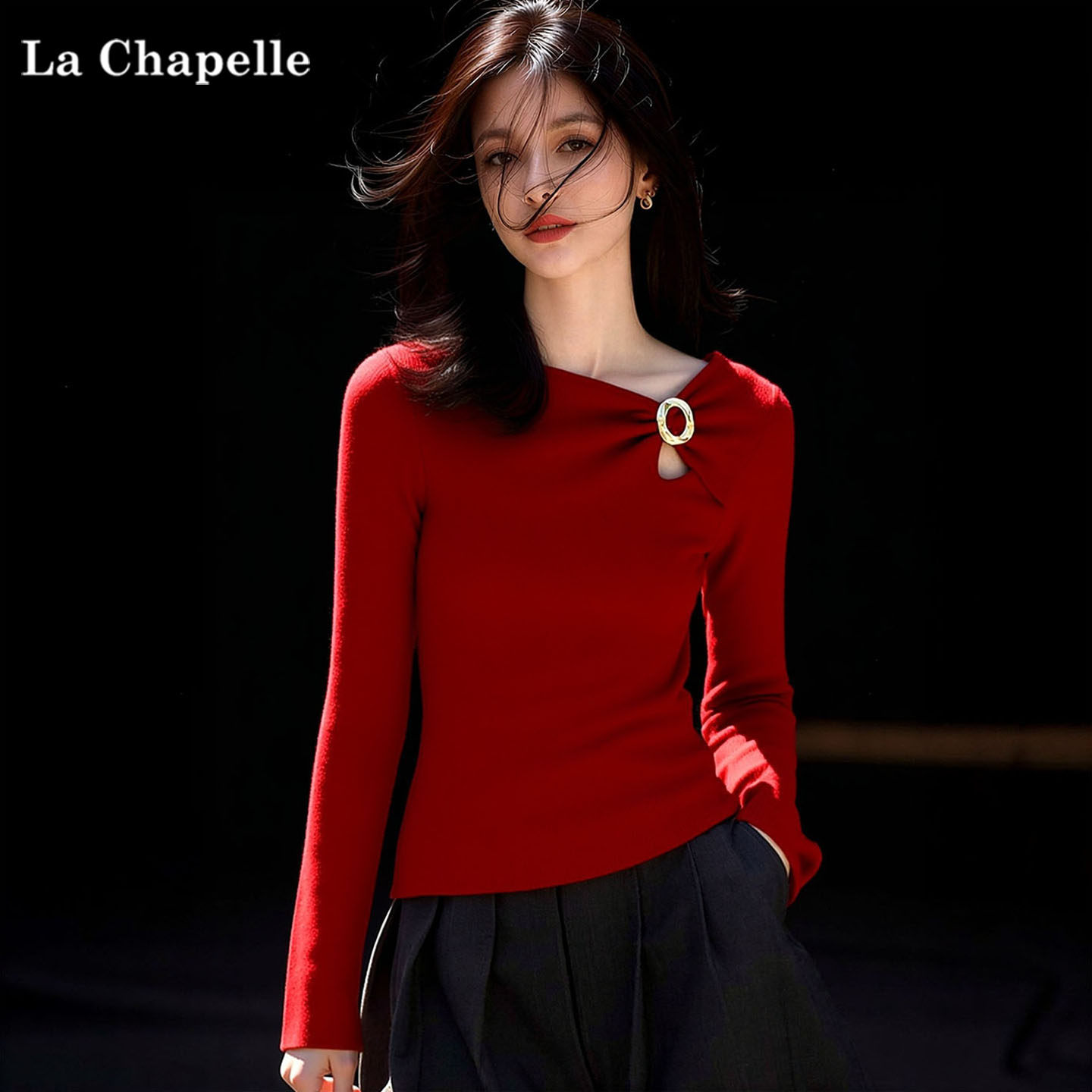 拉夏贝尔2025年冬红色新年春节镂空斜领内搭上衣洋气时髦针织衫女,女装/女士精品,大码内搭,淘宝优惠券,粉丝福利购,淘宝优惠卷