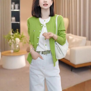 减龄气质圆领纽扣拼接上衣 新款 绿色假两件针织开衫 女2026春季