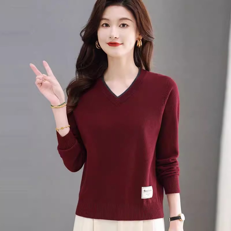 春秋款V领针织上衣鸡心领打底衫