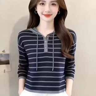 条纹连帽针织衫套头卫衣女早秋新款高级感时尚减龄小个子打底上衣