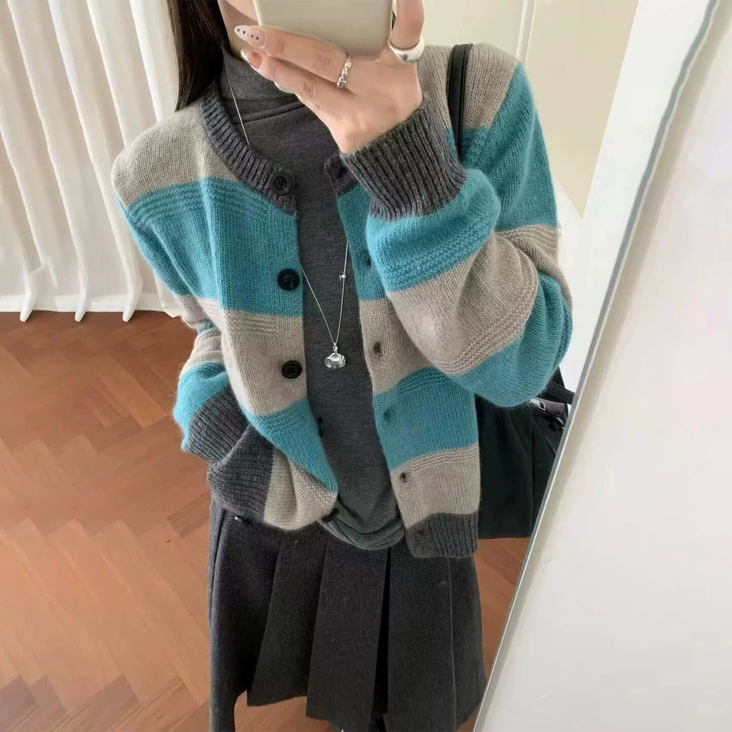 撞色条纹针织开衫女圆领毛衣外套