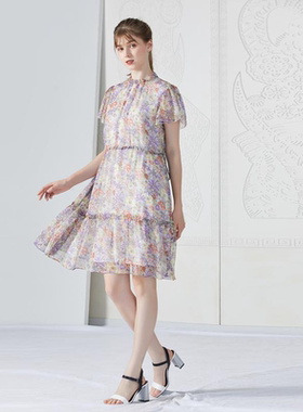 婉梦浪漫紫色碎印花小立领抽绳系带连衣裙