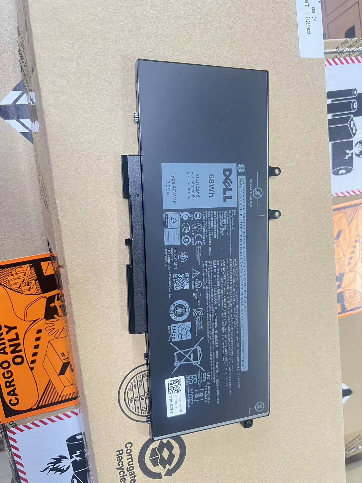 原装 戴尔5400 5401 5500 5501 5410 5510 5511 4GVMP 笔记本电池