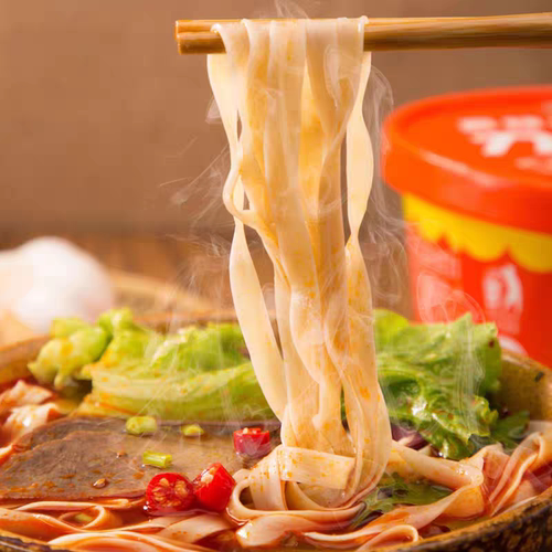 神宫香辣牛肉刀削面速食12桶整箱