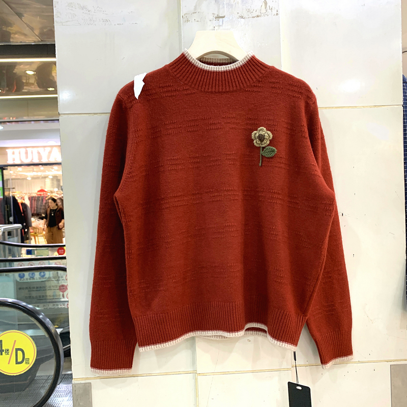 7178 欧货冬装2025新款订花朵胸针立领短装羊毛针织衫毛衣女正品