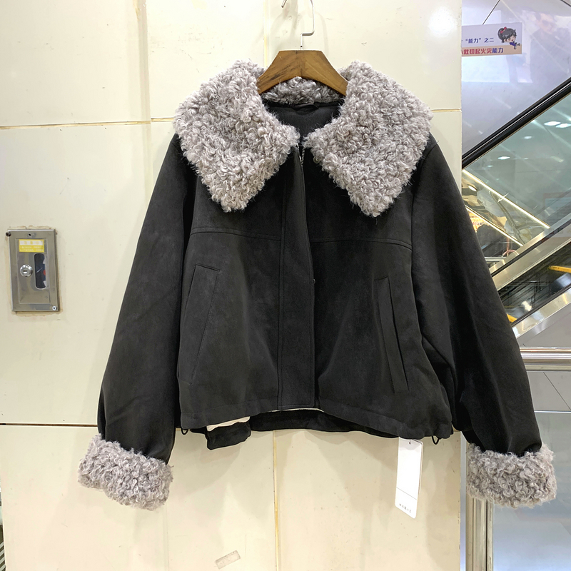 33-38816 羊羔毛翻领袖口毛休闲A字短装麂皮绒羽绒服外套欧货冬装