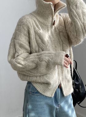 好货 高领拉链毛衣开衫女2025冬季新款宽松软糯麻花针织外套P919
