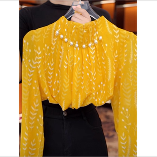 高级感黄色印花衬衫女秋季气质钉珠设计立领减龄百搭长袖小衫上衣