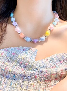 多巴胺百搭旅游彩色爱心项链甜美可爱时尚小众设计气质锁骨链颈链