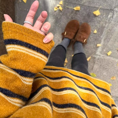 慵懒风撞色条纹圆领长袖毛衣