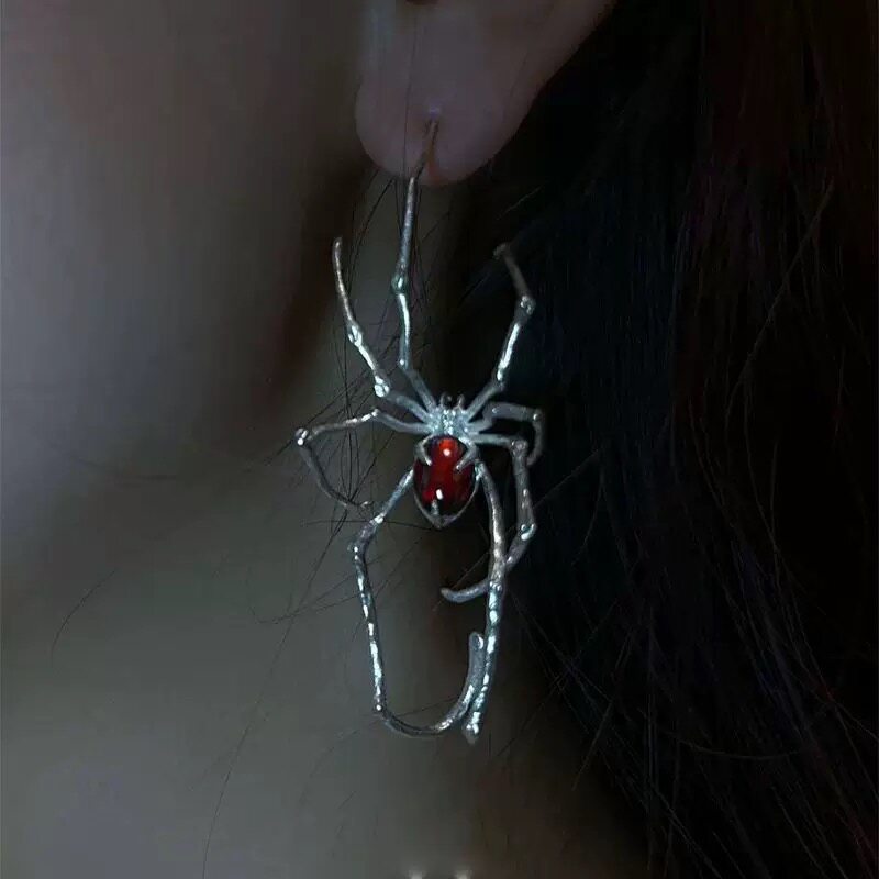 复古蜘蛛穿刺耳钉女辣妹亚文化潮流嘻哈小众冷淡风暗黑系耳挂配饰