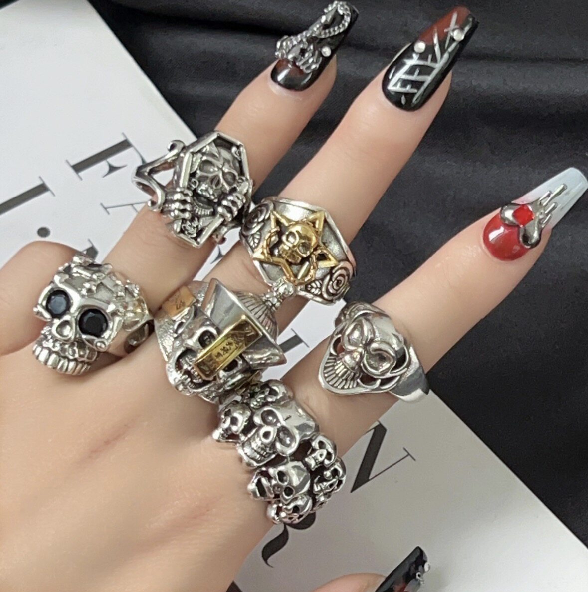 复古骷髅戒指男女朋克风暗黑系小众嘻哈潮流独特气质夸张指环配饰