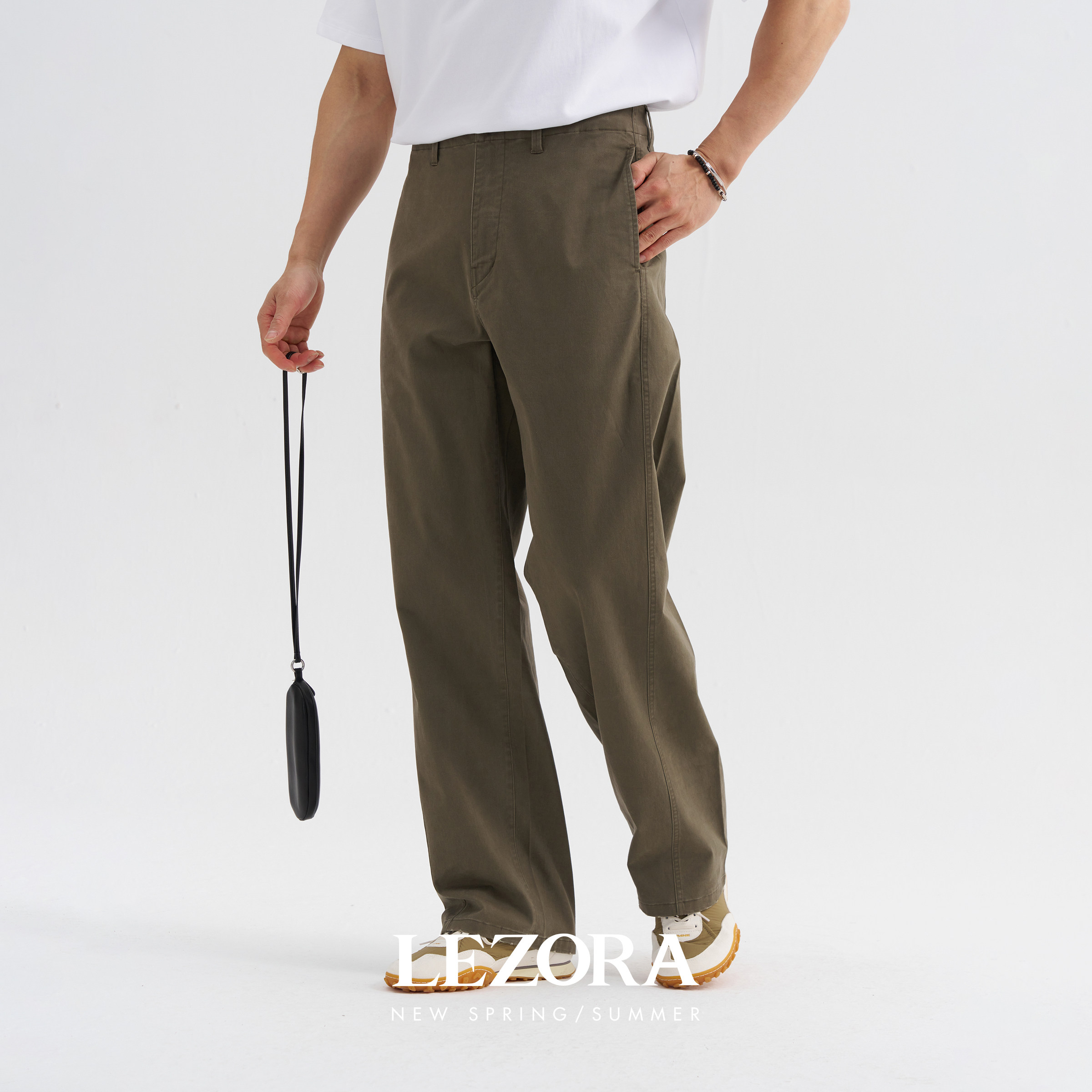 LEZORA宽松直筒弯刀休闲裤图片