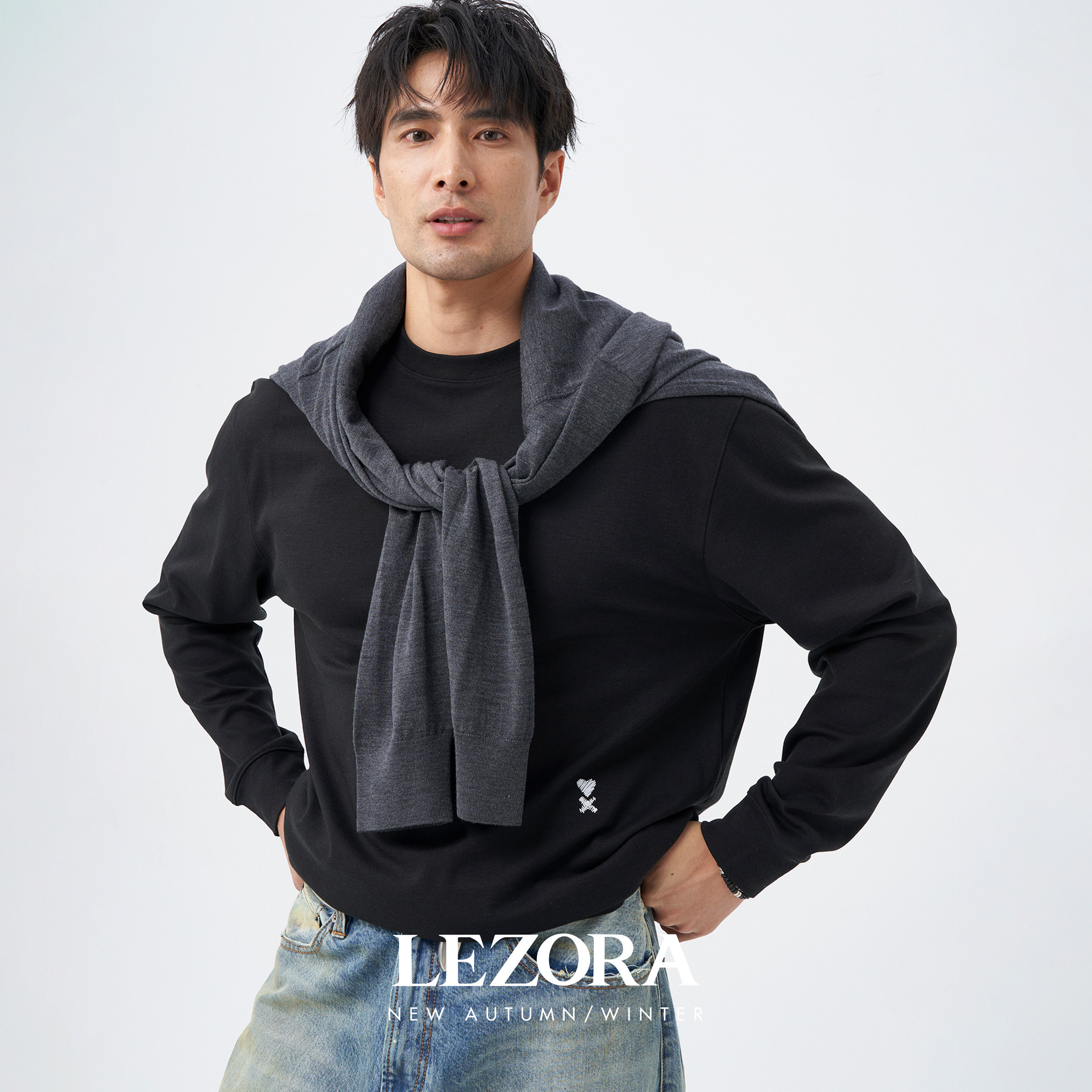 LEZORA羊毛三醋酸爱心长袖T恤图片