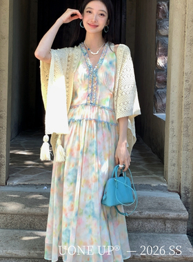 UONE-26年早春超出片浪漫气质木耳边连衣裙