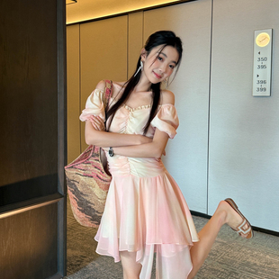 ZY GODDESS-天花板韩版泡泡袖一字肩两穿不规则设计雪纺纱连衣裙