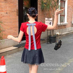 ZY GODDESS-小心机镂空露背减龄MIU系格子蝴蝶结圆领小狗短袖T恤