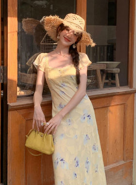 UONE-26年春上新南法度假风蕾丝拼接提花连衣裙