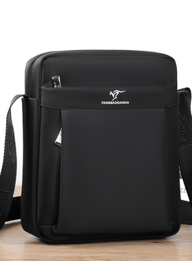 黑色尼龙休闲男包多层竖款背包通勤小包街头小单肩包牛津迷你挎包