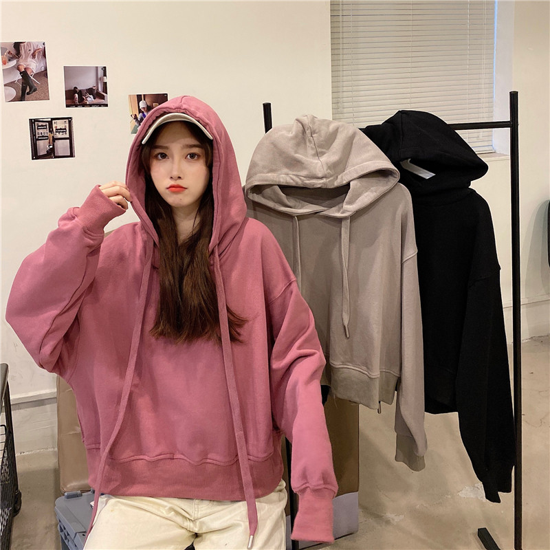 Real shot of new Korean spring fashion women's top with long sleeve hooded and thin loose sweater