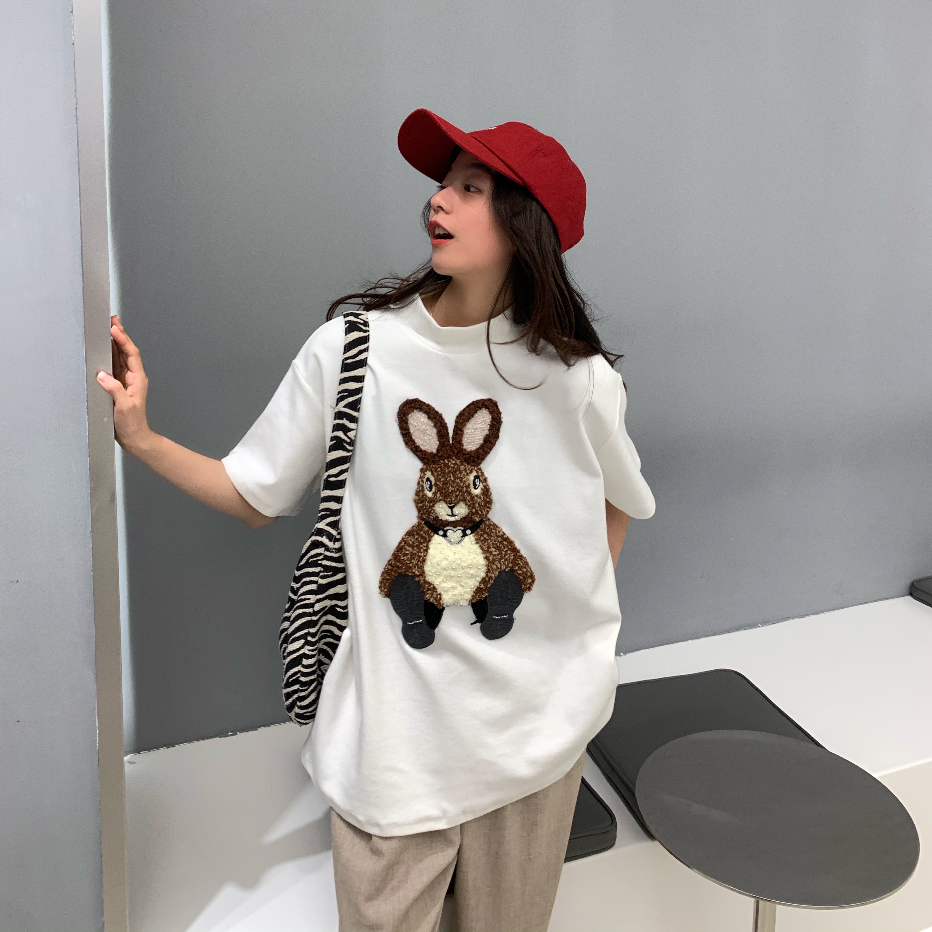 Real shooting of new spring women's dress with playful cartoon pattern round neck and short sleeves