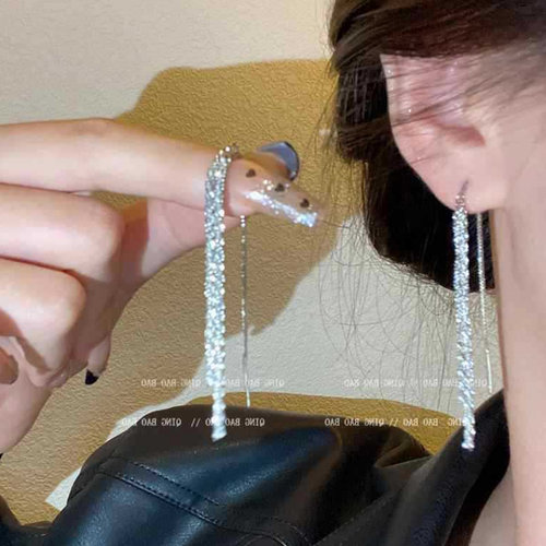 波光粼粼流苏耳环冷淡风
