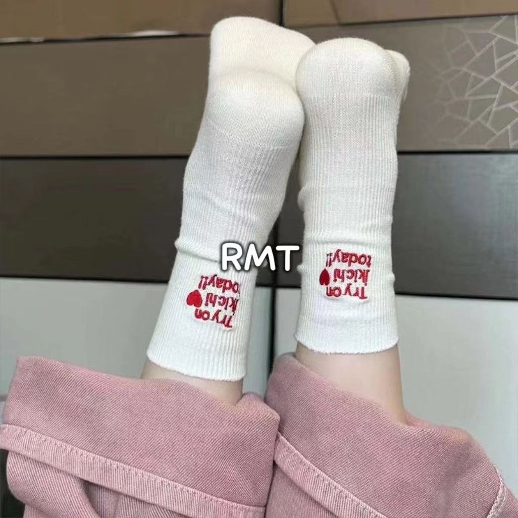 后跟刺绣字母女中筒袜CrazySox春夏新款糖果色小清新堆堆纯色